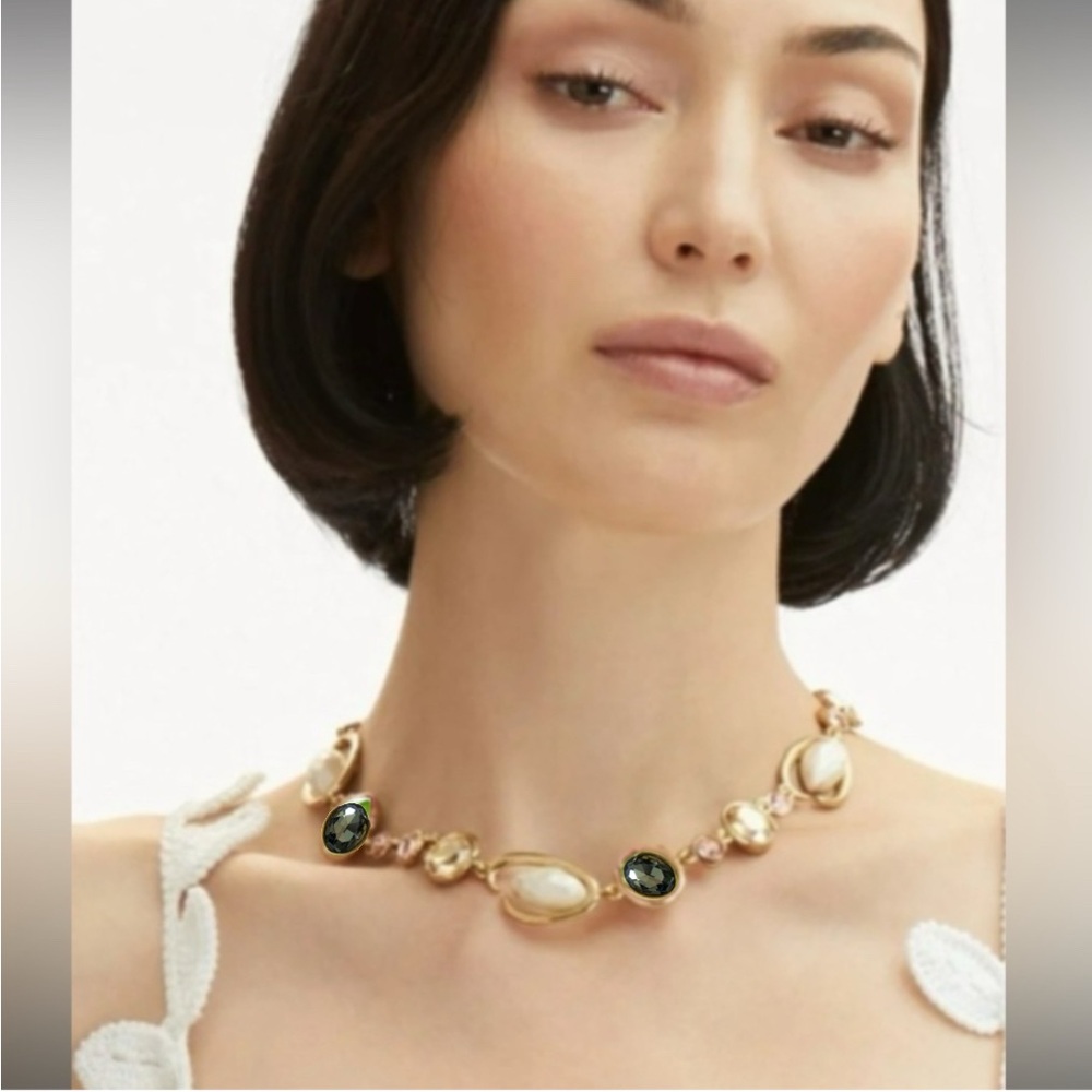Oscar de la Renta • Faux Baroque Pearl Necklace - Picture 6 of 7